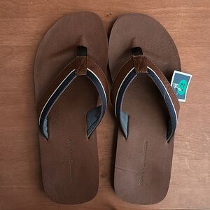 NWT Men’s Tommy Hilfiger Flip Flops